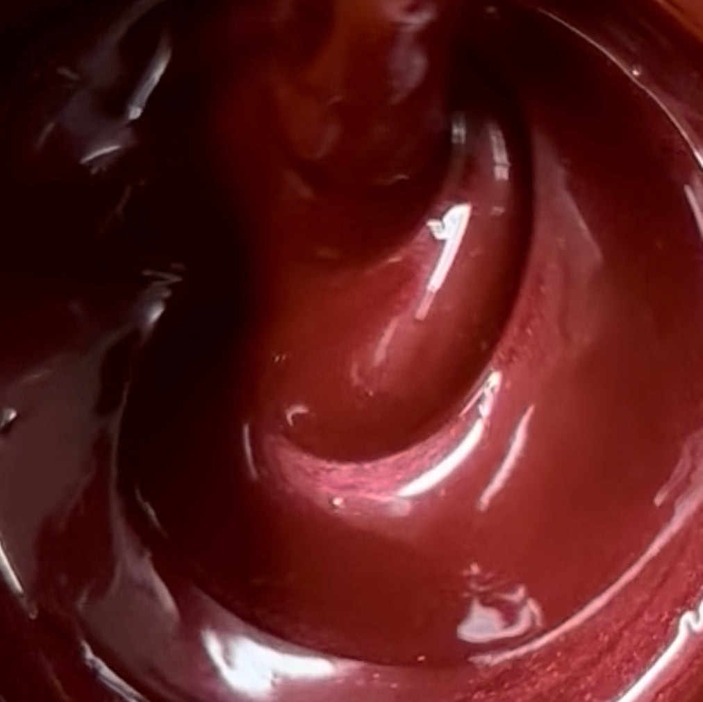 Cranberry & Cabernet Luscious Lip Oil